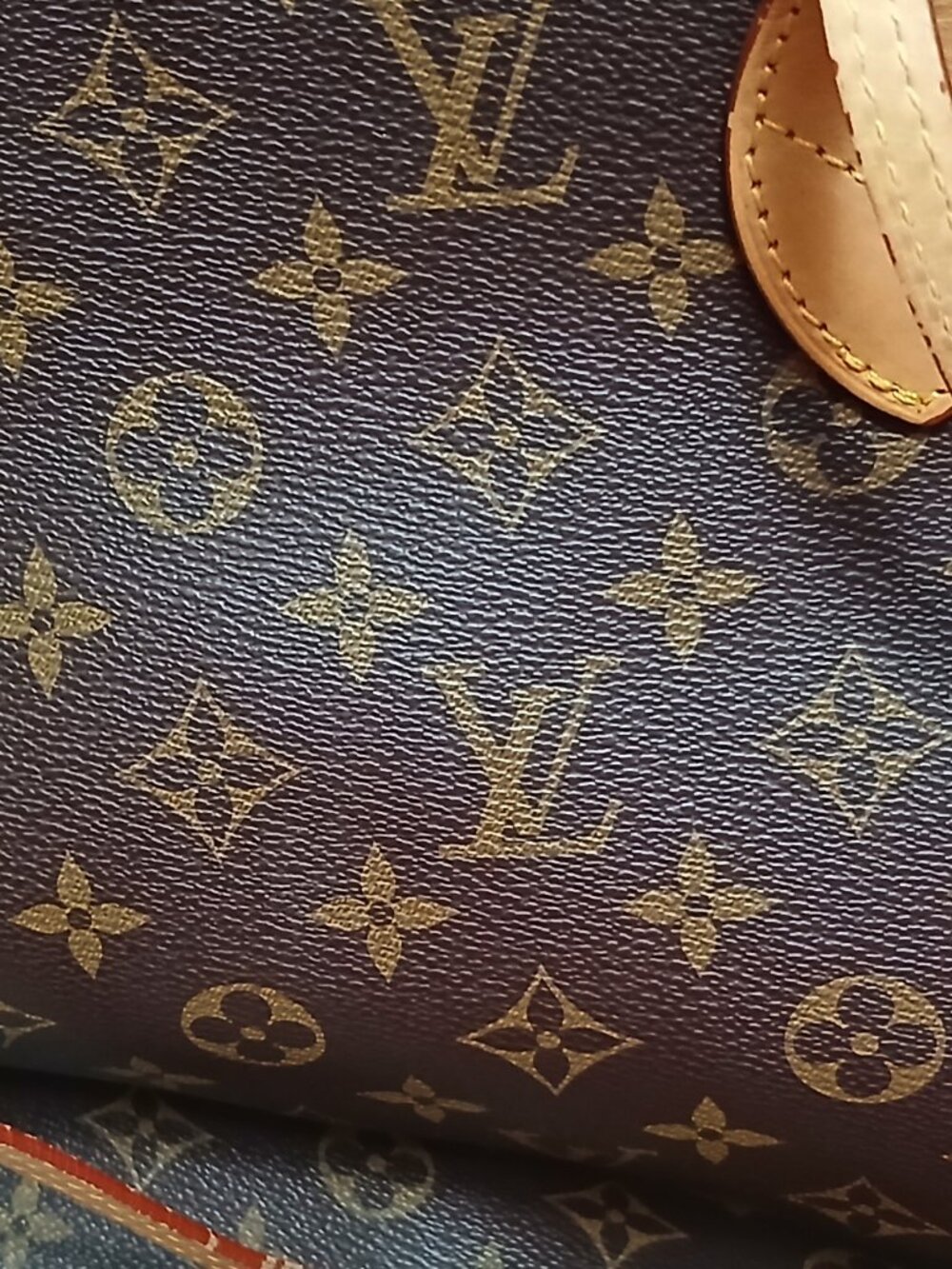 Louis Vuitton handbag - Picture 2 of 4